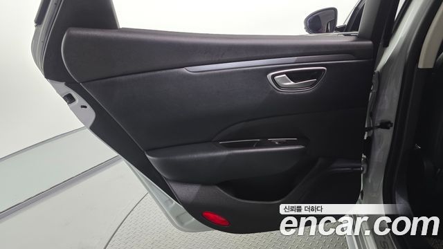 Renault Korea SM6 1.5 dCi SE 2016 — фото 25