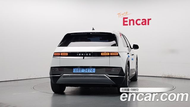 Hyundai Ioniq 5 Standard Exclusive 2023 — фото 4