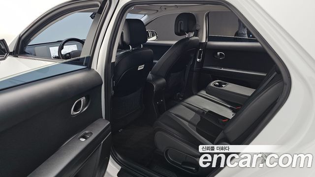 Hyundai Ioniq 5 Standard Exclusive 2023 — фото 12