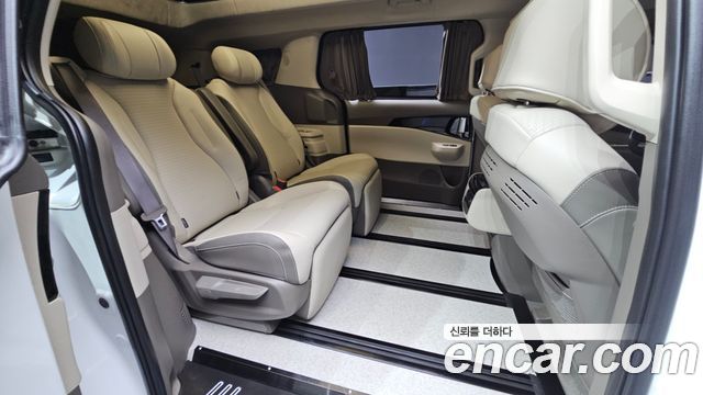 Kia Carnival (IV) Gasoline 7-Seater Hi Limousine Signature 2025 — фото 11