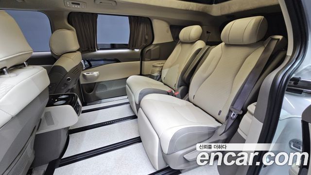 Kia Carnival (IV) Gasoline 7-Seater Hi Limousine Signature 2025 — фото 12