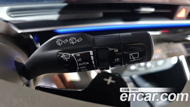 Kia Carnival (IV) Gasoline 7-Seater Hi Limousine Signature 2025 — фото 29