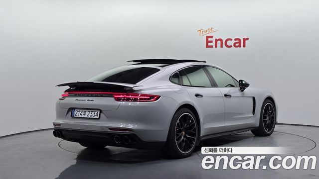 Porsche Panamera (971) 4.0 Turbo 2017 — фото 2