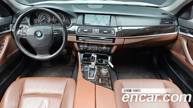 BMW 5 Series (F10) 528i 2012 — фото 7