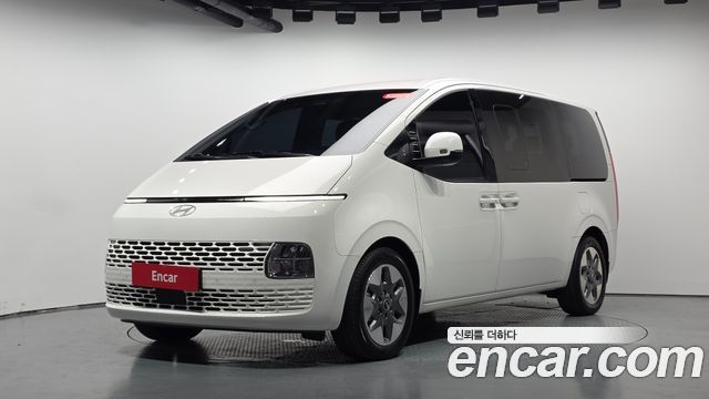 Hyundai Staria Tourer 11-Seater Modern 2025 — фото 11