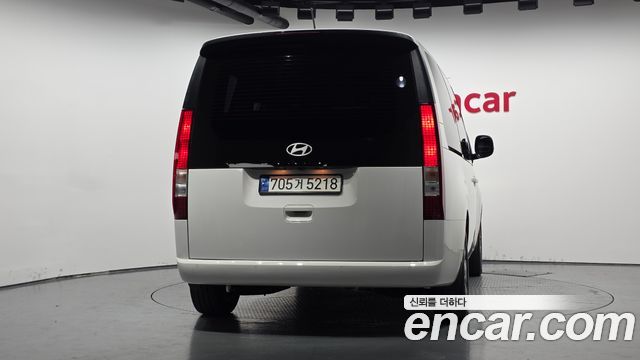 Hyundai Staria Tourer 11-Seater Modern 2025 — фото 4