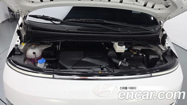 Hyundai Staria Tourer 11-Seater Modern 2025 — фото 6