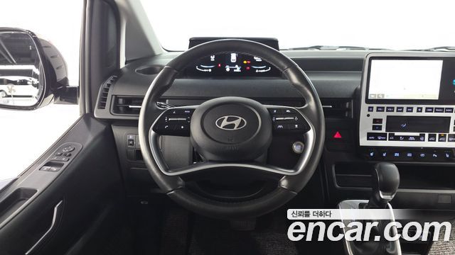 Hyundai Staria Tourer 11-Seater Modern 2025 — фото 16