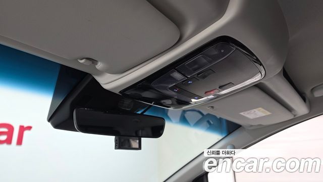 Hyundai Staria Tourer 11-Seater Modern 2025 — фото 21