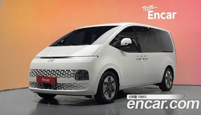 Hyundai Staria Tourer 11-Seater Modern 2025 — фото 1