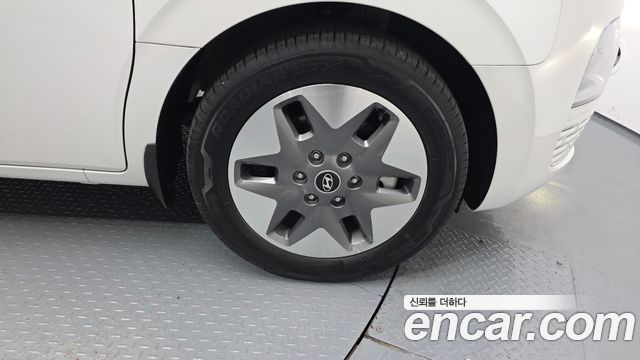 Hyundai Staria Tourer 11-Seater Modern 2025 — фото 27