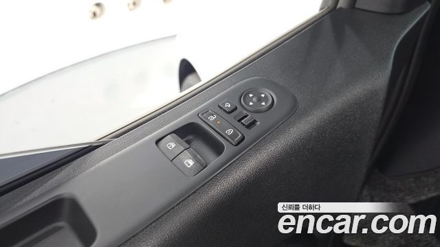 Hyundai Staria Tourer 11-Seater Modern 2025 — фото 34