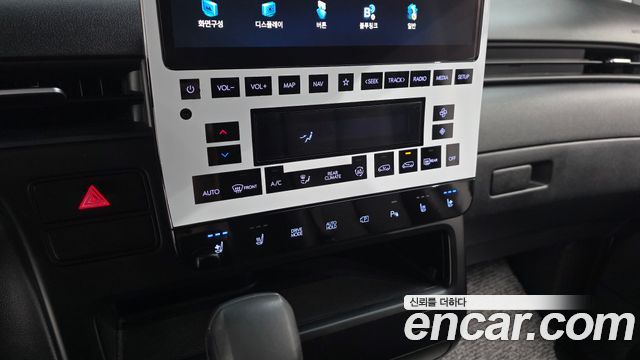 Hyundai Staria Tourer 11-Seater Modern 2025 — фото 35