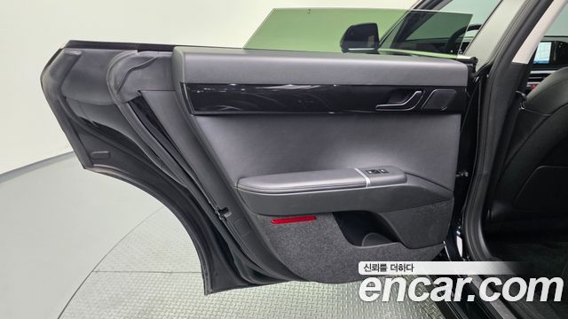Hyundai Grandeur (GN7) 3.5 LPG 2WD Exclusive 2023 — фото 25