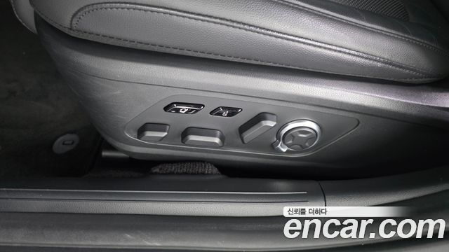 Hyundai Grandeur (GN7) 3.5 LPG 2WD Exclusive 2023 — фото 31