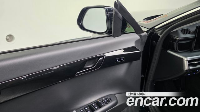 Hyundai Grandeur (GN7) 3.5 LPG 2WD Exclusive 2023 — фото 37