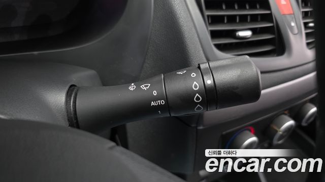 Renault Korea SM3 Neo SE 2018 — фото 17