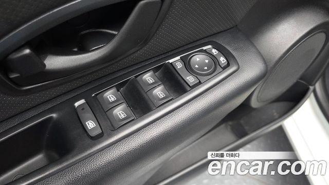 Renault Korea SM3 Neo SE 2018 — фото 28