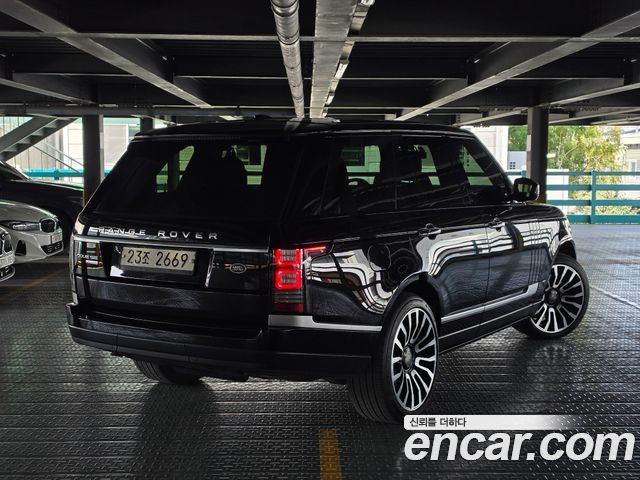 Land Rover Range Rover (IV) 5.0 SC Vogue SE 2014 — фото 2