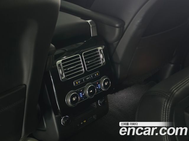 Land Rover Range Rover (IV) 5.0 SC Vogue SE 2014 — фото 15