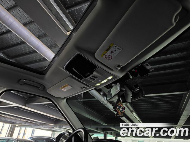 Land Rover Range Rover (IV) 5.0 SC Vogue SE 2014 — фото 20