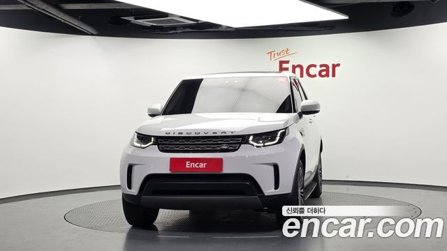 Land Rover Discovery 5 2.0 SD4 SE 2018 — фото 3