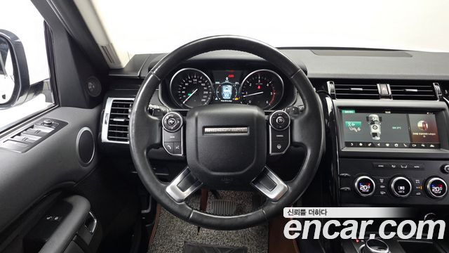 Land Rover Discovery 5 2.0 SD4 SE 2018 — фото 13