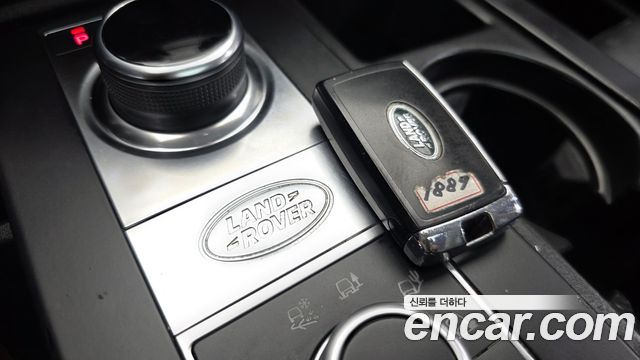 Land Rover Discovery 5 2.0 SD4 SE 2018 — фото 31