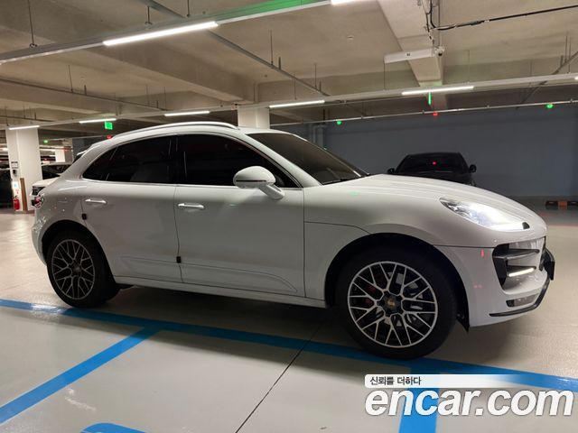 Porsche Macan 3.6 Turbo 95B 2017 — фото 4