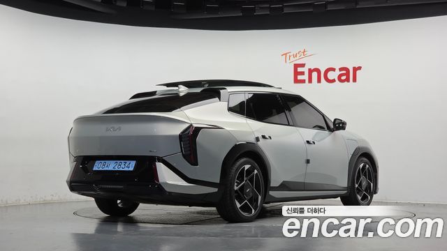 Kia EV4 Long Range 2WD GT LIne 2026 — фото 2