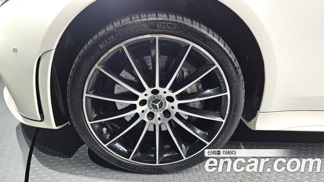 Mercedes-Benz CLS-Class (C257) CLS400d 4MATIC AMG Line 2019 — фото 5