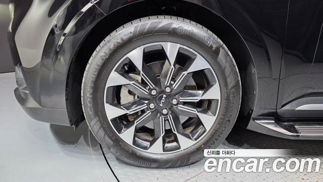 Kia Carnival (IV) Gasoline 7-Seater Signature 2023 — фото 5