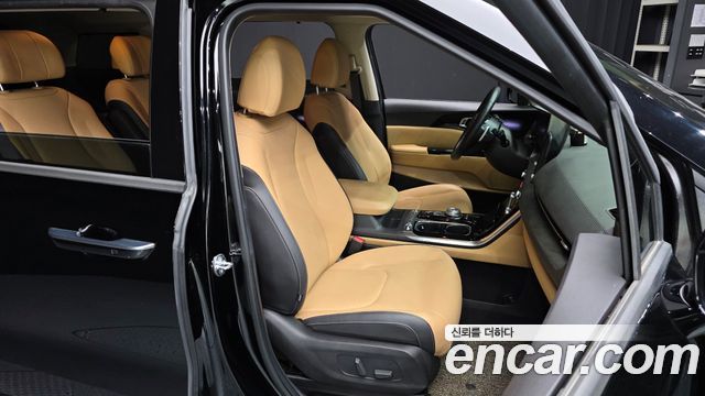 Kia Carnival (IV) Gasoline 7-Seater Signature 2023 — фото 12