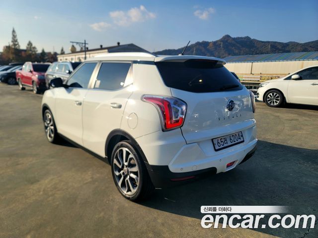 KG Mobility (SsangYong) Tivoli VX 2WD 2016 — фото 4