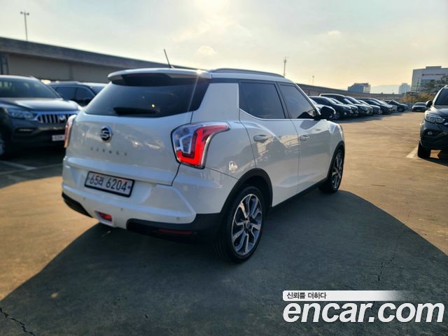 KG Mobility (SsangYong) Tivoli VX 2WD 2016 — фото 6