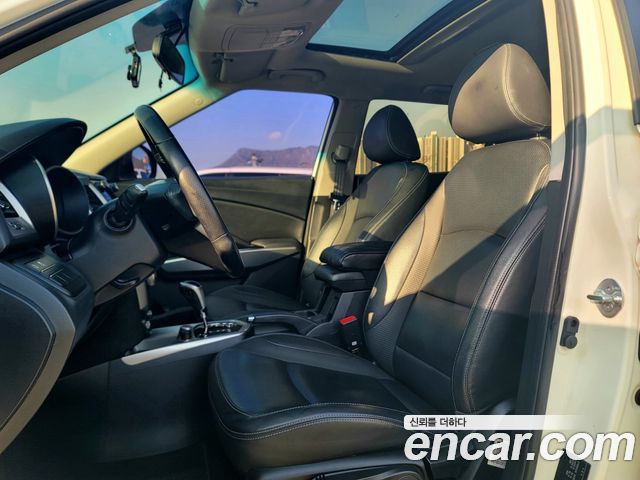KG Mobility (SsangYong) Tivoli VX 2WD 2016 — фото 10