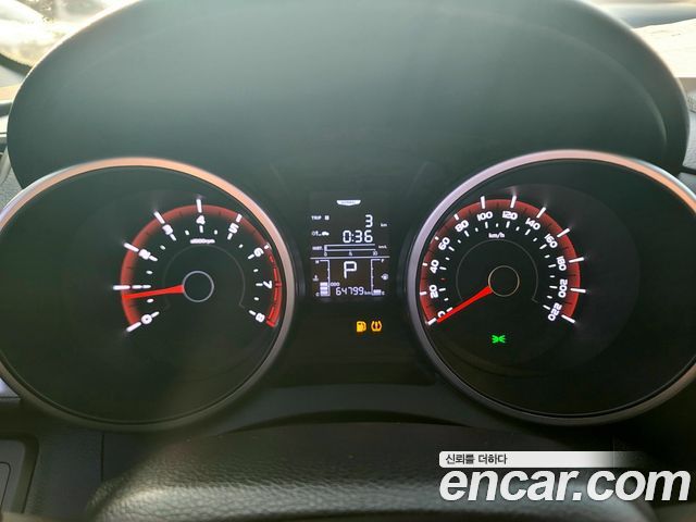 KG Mobility (SsangYong) Tivoli VX 2WD 2016 — фото 15