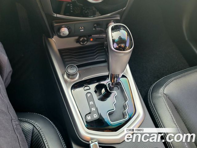 KG Mobility (SsangYong) Tivoli VX 2WD 2016 — фото 17