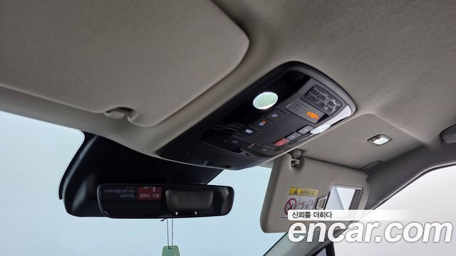 Kia Carnival (IV) HEV 9seater Nobless 2025 — фото 15