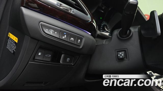 Genesis EQ900 3.3 T-GDI AWD Prestige 2016 — фото 21