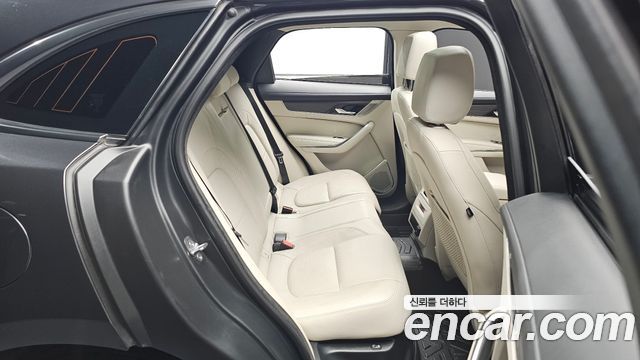 Jaguar F-PACE P 250 SE 2022 — фото 26