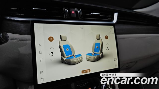 Jaguar F-PACE P 250 SE 2022 — фото 29