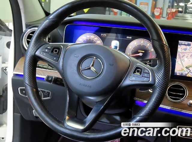 Mercedes-Benz E-Class (W213) E300 4MATIC Exclusive 2017 — фото 8