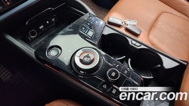 Kia Sportage (V) LPG 2.0 2WD Signature 2023 — фото 9