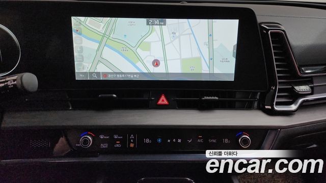 Kia Sportage (V) LPG 2.0 2WD Signature 2023 — фото 12