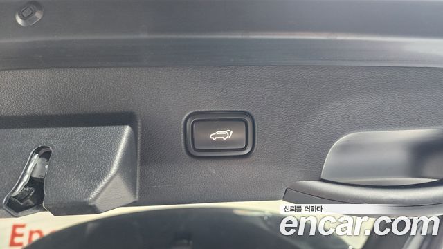 Kia Sportage (V) LPG 2.0 2WD Signature 2023 — фото 15