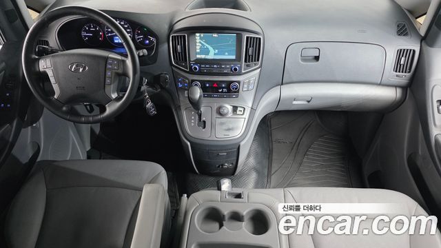 Hyundai Grand Starex 4WD Wagon 12-Seater Modern 2019 — фото 7