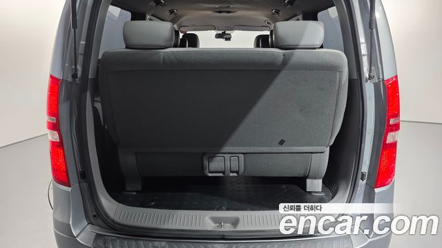 Hyundai Grand Starex 4WD Wagon 12-Seater Modern 2019 — фото 20
