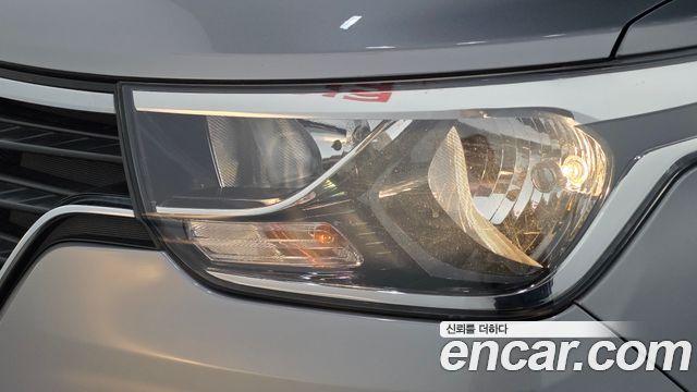 Hyundai Grand Starex 4WD Wagon 12-Seater Modern 2019 — фото 22