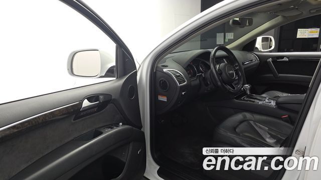 Audi Q7 35 TDI Quattro Dynamic 4L 2015 — фото 10